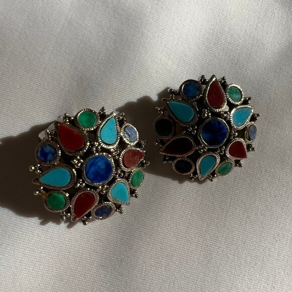 Signed Art Vintage Rainbow Enamel Gold Tone Starburst Estate Clip On Earrings - Picture 6 of 10
